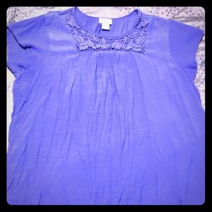 Short sleeve blouse with crochet detail